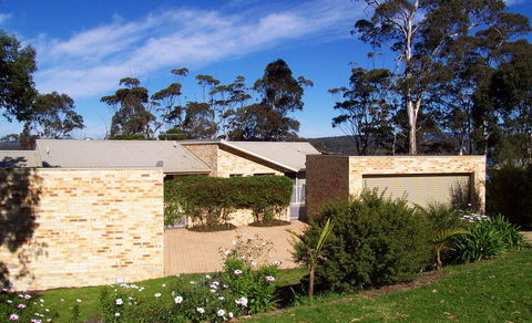 LAKESIDE2 - Yarra Valley Accommodation 0