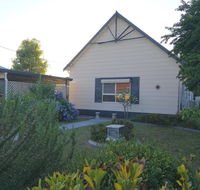 Large 6-Bedroom House with Wifi  Netflix Close to Singleton CBD Hunter Valley - Yarra Valley Accommodation