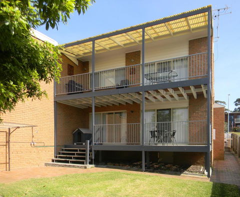 LIFE'S A BEACH - Yarra Valley Accommodation 0