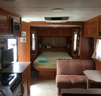 luxury caravan - Yarra Valley Accommodation