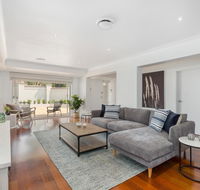 Luxury Family-size Home in Smart Beachside Suburb - Yarra Valley Accommodation