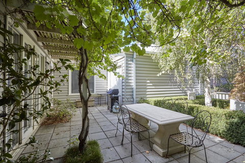 Mews Cottages - Yarra Valley Accommodation 1