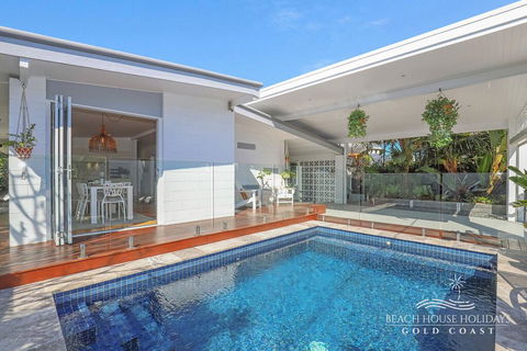 Miami Beachside Beach House - Yarra Valley Accommodation 3