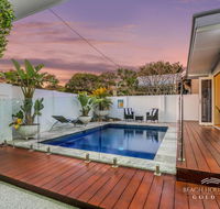 Miami Beachside Beach House - Yarra Valley Accommodation