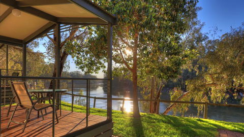 Moama Riverside Holiday Park - Yarra Valley Accommodation 1