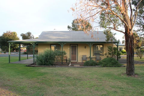 Murray River Resort - Yarra Valley Accommodation 1