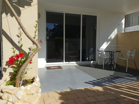Stirling Apartments - Studio 1 - Yarra Valley Accommodation 7