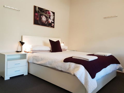 Stirling Apartments - Studio 1 - Yarra Valley Accommodation 6