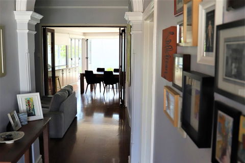 Fremantle Heritage Home For You To Enjoy! - Yarra Valley Accommodation 4