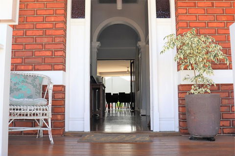 Fremantle Heritage Home For You To Enjoy! - Yarra Valley Accommodation 19