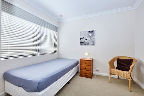 Fremantle Townhouse Unit 6 - Yarra Valley Accommodation 7