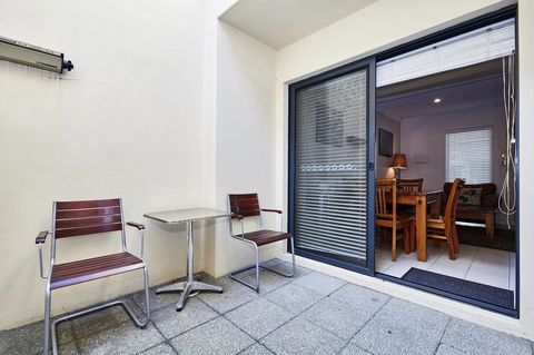Fremantle Townhouse Unit 6 - Yarra Valley Accommodation 2