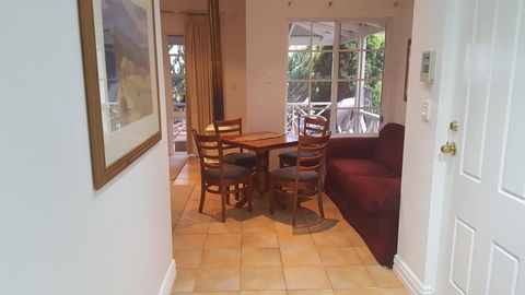Two Sisters Chalets - Yarra Valley Accommodation 4