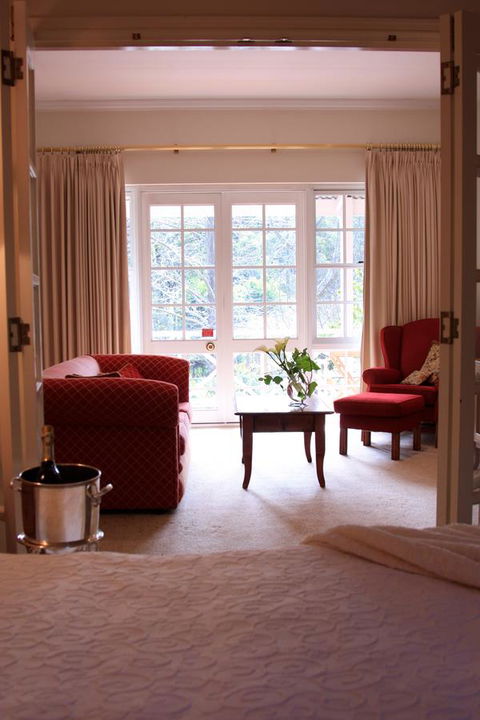 Two Sisters Chalets - Yarra Valley Accommodation 16