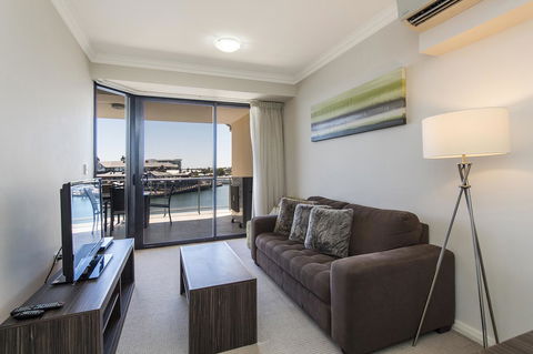 Dolphin Quay Apartments - Yarra Valley Accommodation 32