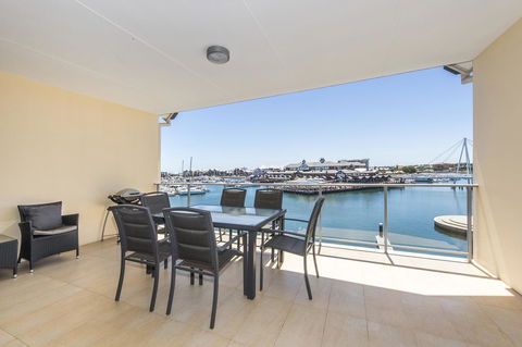 Dolphin Quay Apartments - Yarra Valley Accommodation 17