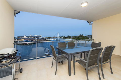 Dolphin Quay Apartments - Yarra Valley Accommodation 23