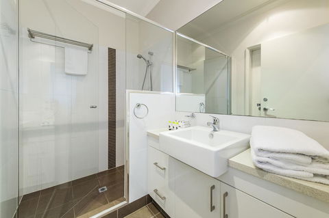 Dolphin Quay Apartments - Yarra Valley Accommodation 42