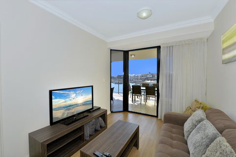 Dolphin Quay Apartments - Yarra Valley Accommodation 2