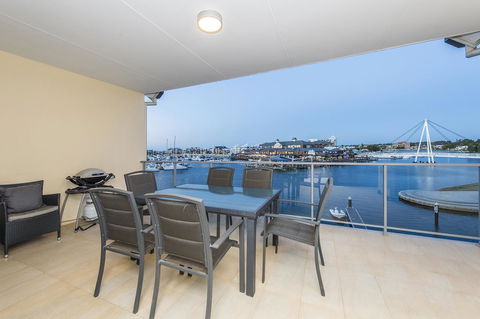 Dolphin Quay Apartments - Yarra Valley Accommodation 22