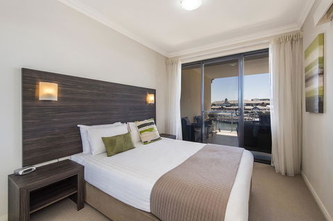 Dolphin Quay Apartments - Yarra Valley Accommodation 29