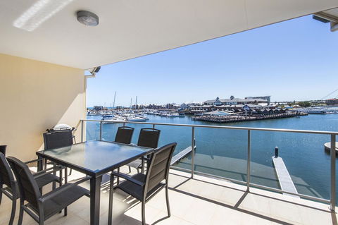 Dolphin Quay Apartments - Yarra Valley Accommodation 36