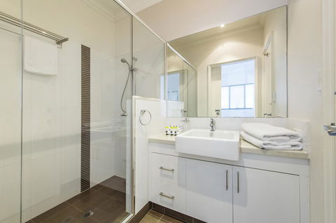 Dolphin Quay Apartments - Yarra Valley Accommodation 40