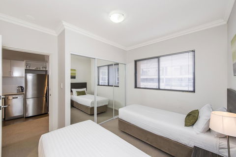 Dolphin Quay Apartments - Yarra Valley Accommodation 43