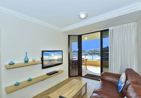 Dolphin Quay Apartments - Yarra Valley Accommodation 11