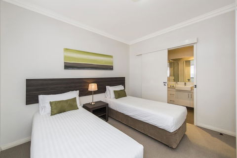 Dolphin Quay Apartments - Yarra Valley Accommodation 44