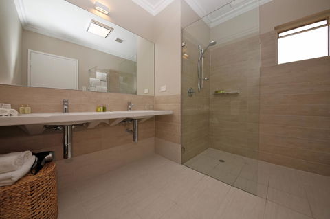 The Marina Hotel - Mindarie - Yarra Valley Accommodation 15