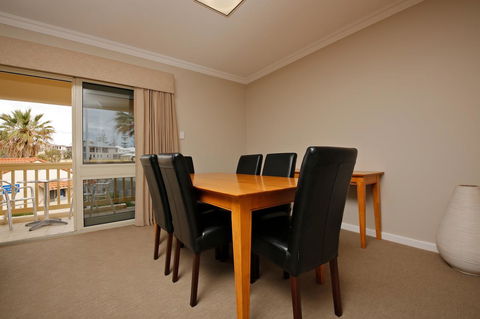 The Marina Hotel - Mindarie - Yarra Valley Accommodation 11