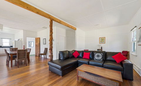 Giants Table And Cottages - Yarra Valley Accommodation 9