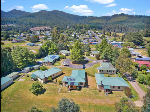 Giants Table And Cottages - Yarra Valley Accommodation 27