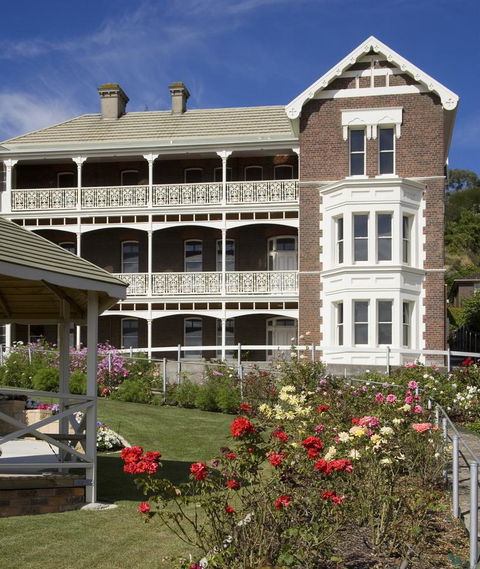 Auldington Hotel - Yarra Valley Accommodation 0