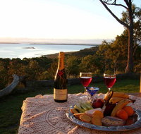 Island View Spa Cottage - Yarra Valley Accommodation