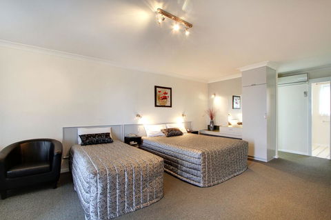 Tamar River Villas - Yarra Valley Accommodation 2