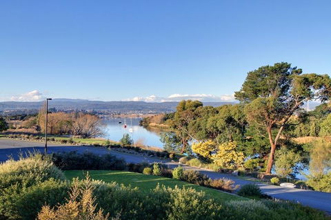 Tamar River Villas - Yarra Valley Accommodation 24