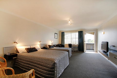 Tamar River Villas - Yarra Valley Accommodation 5