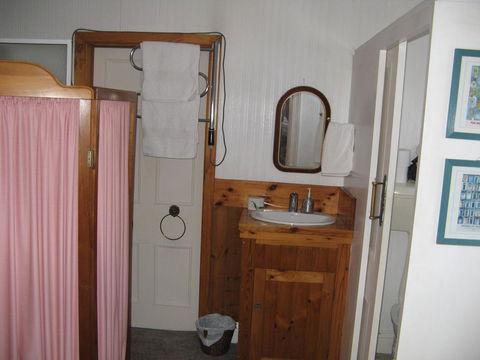 The Grove Cottages - Yarra Valley Accommodation 4