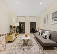 New 2 beds Apt mins walking to Darling HarbourQVB - Yarra Valley Accommodation