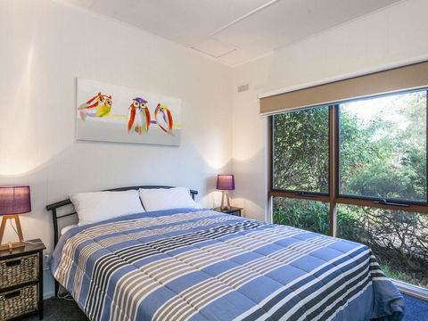 OCEANS 12 - ANGLESEA - Yarra Valley Accommodation 1