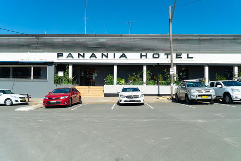 Panania Hotel - Yarra Valley Accommodation 0