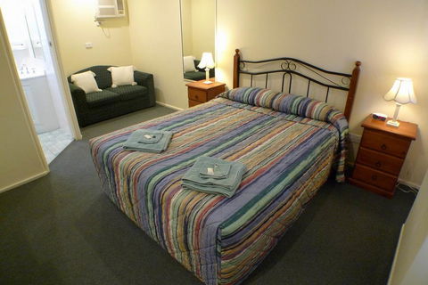 Parkhaven Motel - Yarra Valley Accommodation 1
