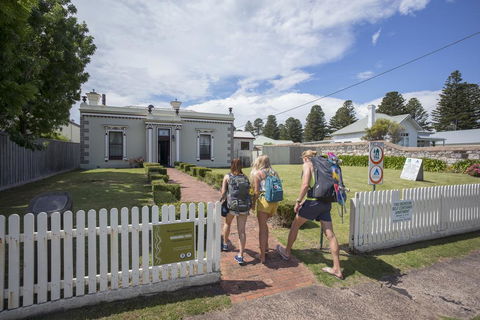 Port Fairy YHA - Yarra Valley Accommodation 0