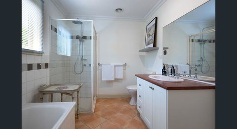 Roalies Farm House - Yarra Valley Accommodation 2