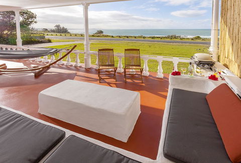 Seascape Beach House - Yarra Valley Accommodation 1