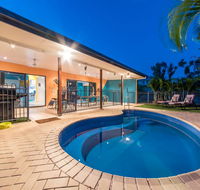 Seaside Hideaway- Hideaway Bay - Yarra Valley Accommodation
