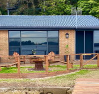 Serenity by the Lake - Yarra Valley Accommodation