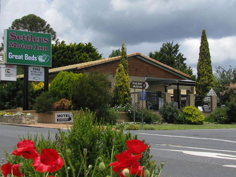 Settlers Motor Inn - Yarra Valley Accommodation 0